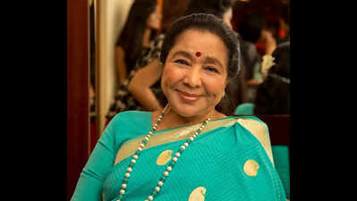 Asha Bhosle’s voice will never fade, neither will her warmth: Amol Palekar