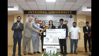 BHU wins Nat’l Moot Court competition, Chandigarh Univ runner-up