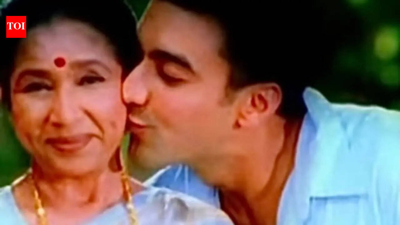 Ashish Chowdhry reminisces about working with 'legend' Asha Bhosle in song 'Na Marte Hum'