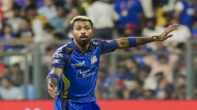 'Very average captaincy': Ashwin takes aim at Hardik Pandya after MI defeat to RCB