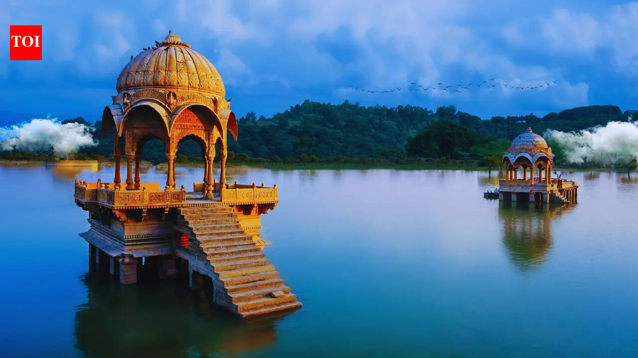 What these UK tourists do to sustain their travel in India will surprise you