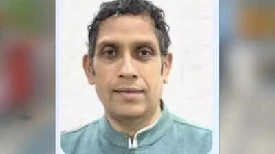 ‘I met Vijay with party’s consent’: Praveen Chakravarty says Congress workers are hapless, listless, demotivated