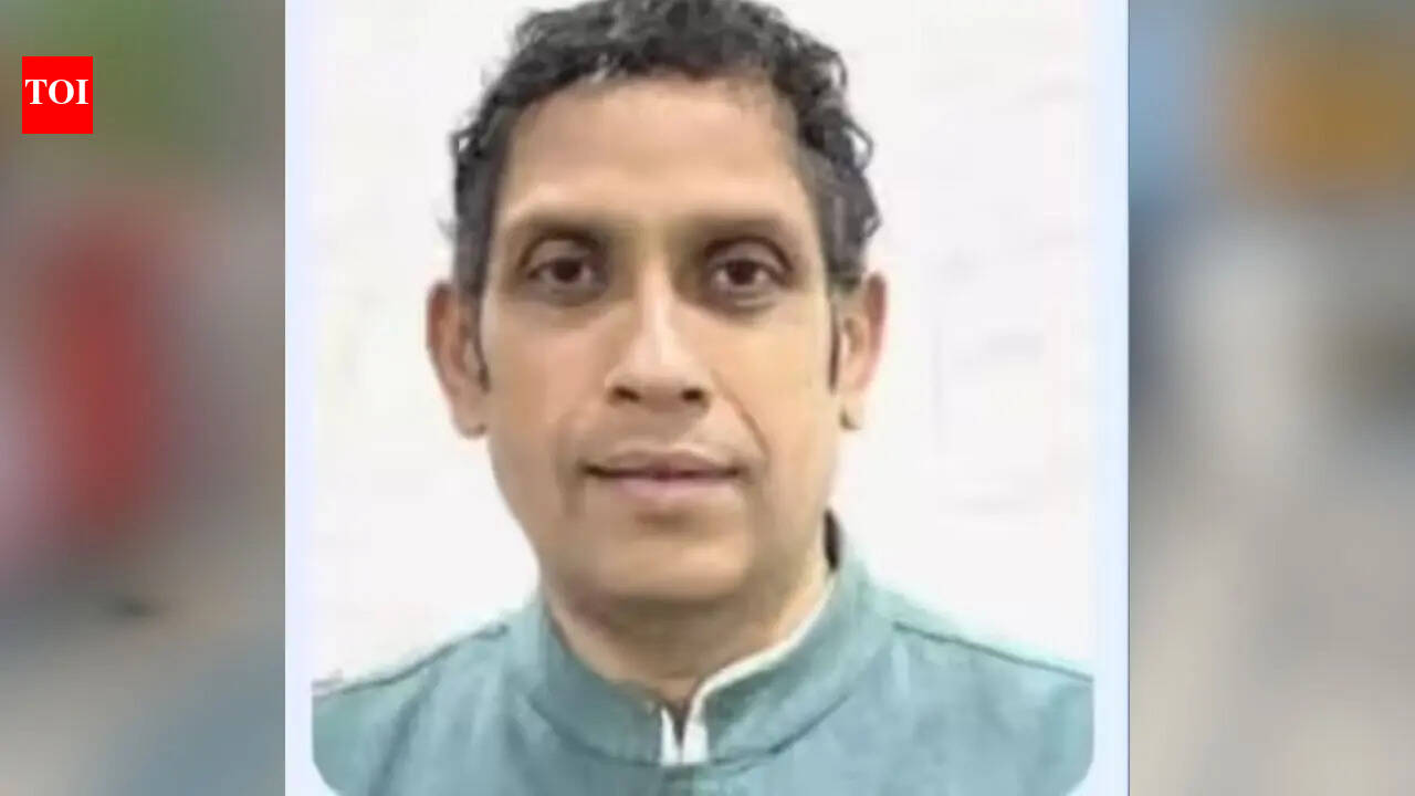 ‘I met Vijay with party’s consent’: Praveen Chakravarty says Congress workers are hapless, listless, demotivated