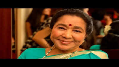 When Asha Bhosle belted out the lyrics to ‘Khatouba’ and revealed how she drew inspiration from Middle Eastern songs