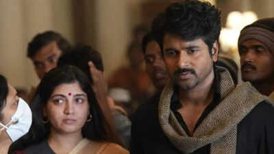 Did you know that Karthigai Deepam fame Papri Ghosh acted with Siva Karthikeyan in Parasakthi?