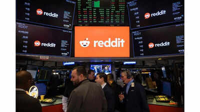 US government wants Reddit to share details of the user who criticised ICE; orders: Give us name, address ...
