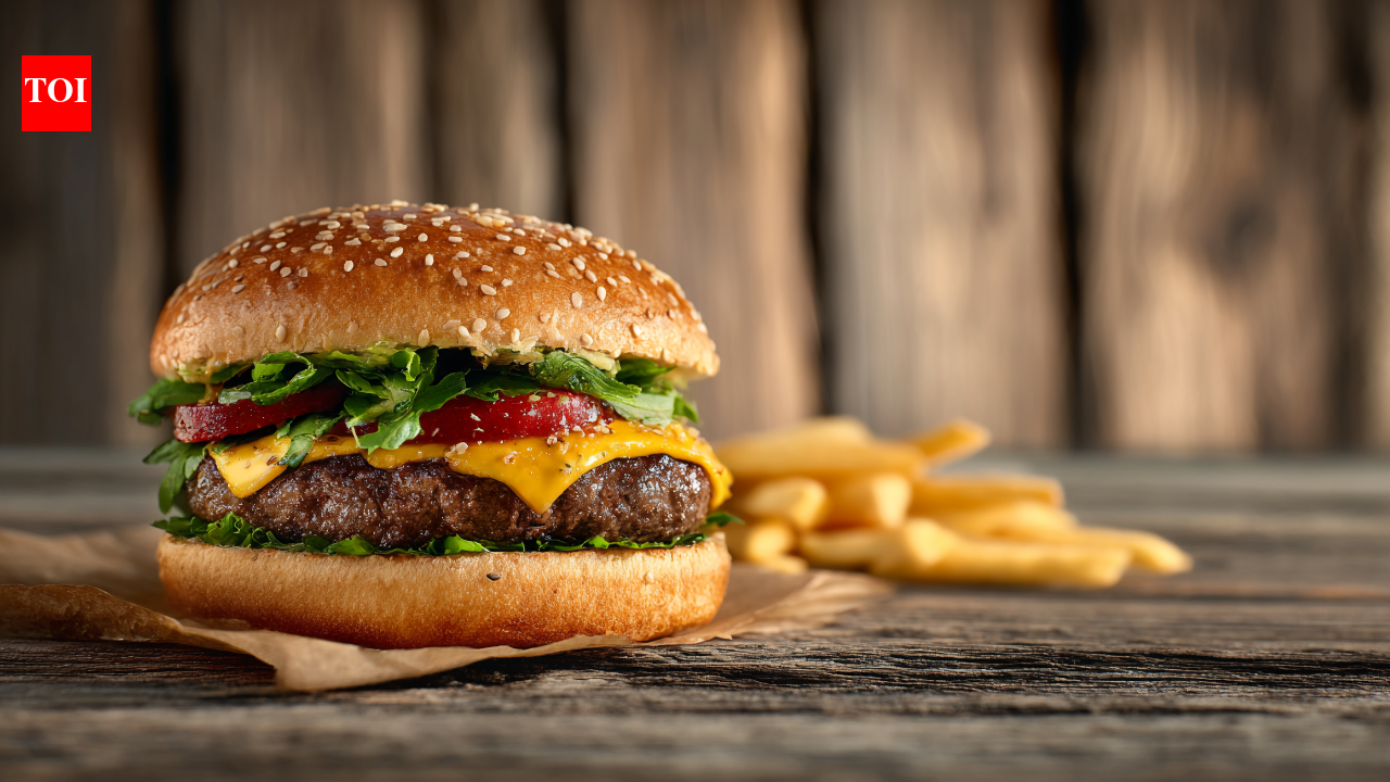 Why McDonald’s burgers don’t rot: The real reason isn’t any chemical | – The Times of India