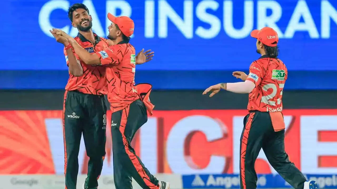 SRH vs RR Highlights, IPL 2026: Praful Hinge, Sakib Hussain run riots on  debut as SRH beat RR by 57 runs - The Times of India
