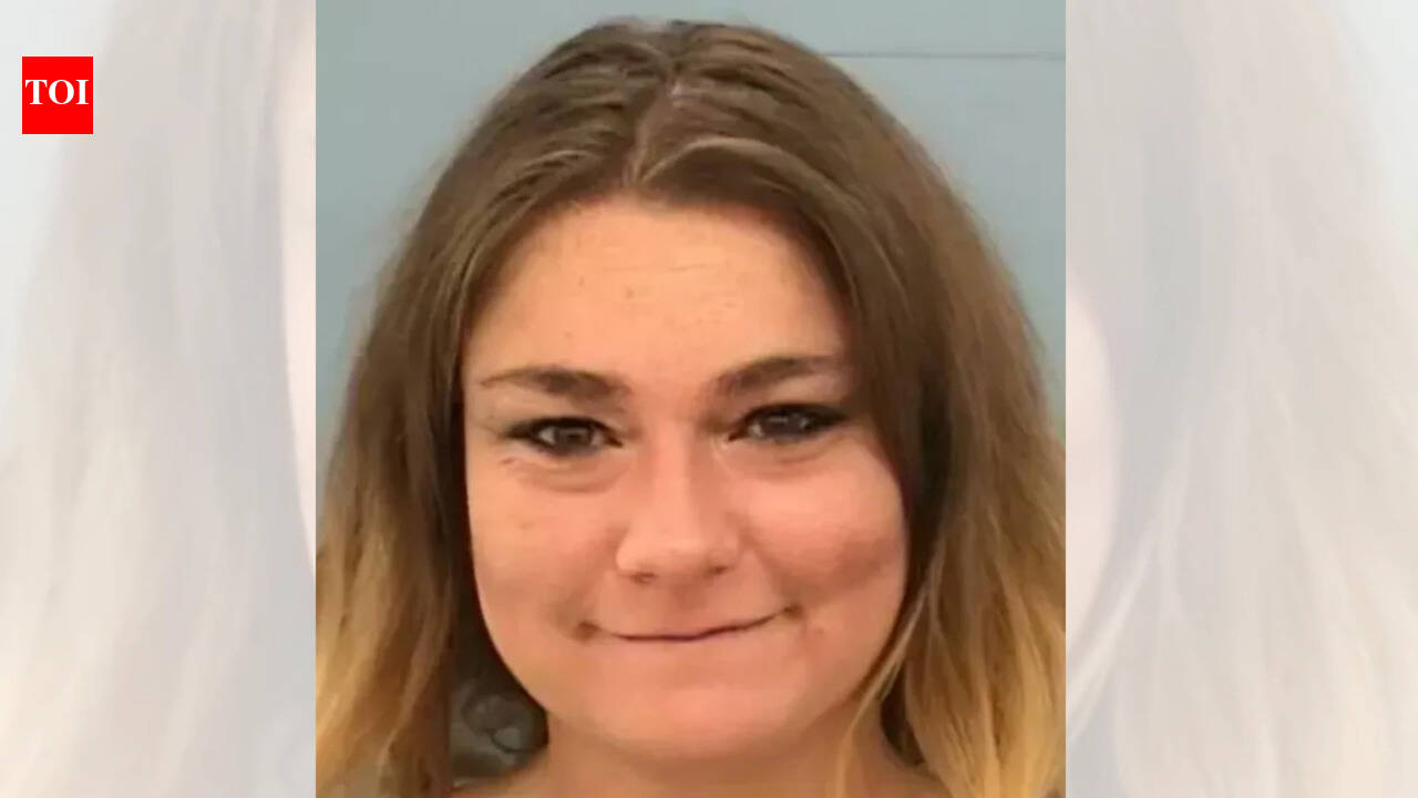 Woman falsely told police her ex-boyfriend was carrying bombs onto American Airlines flight to get him arrested