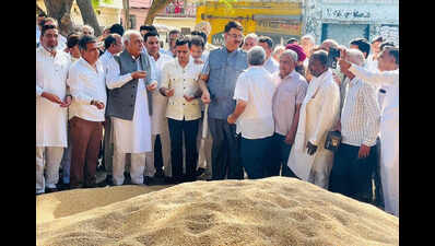 ‘Procurement system has failed’: Hooda tells Congress workers to visit markets