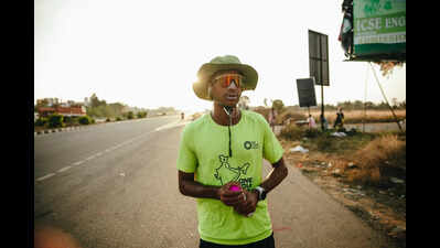 Indian-Australian dedicates 5,000-km run to social cause