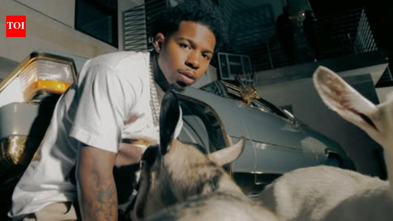 Twitch streamer and YouTuber Deshae Frost responds to viral boat incident video, denies slapping woman and calls clip misleading