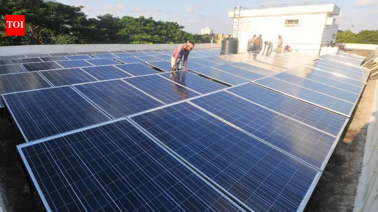 No more new solar panels, KSEB transformers can’t handle load | Kochi News - The Times of India