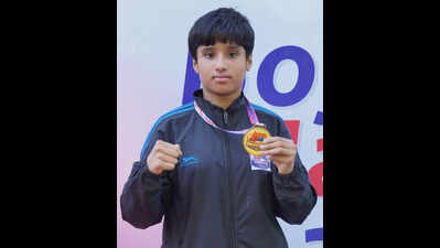Maha’s Ovi is best boxer, Akola’s Gopal bags gold