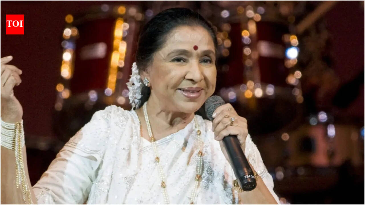 When Asha Bhosle REFUSED to stop singing despite the rain