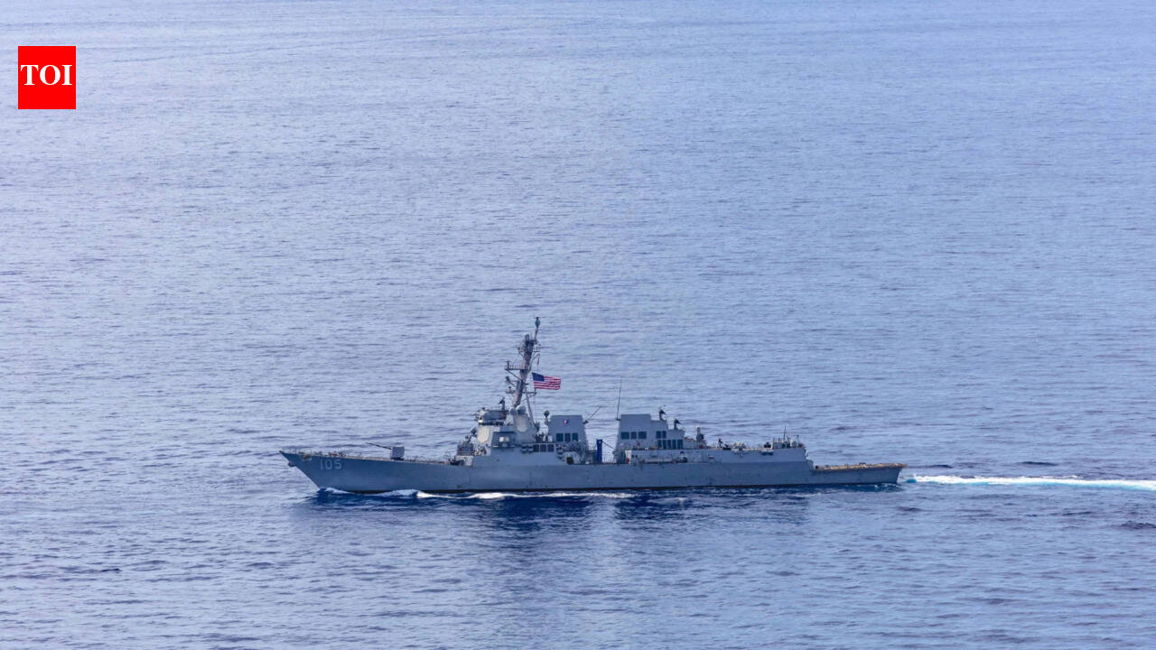 US Navy revives 'tanker war' playbook, launches mine-clearing ops in Persian Gulf