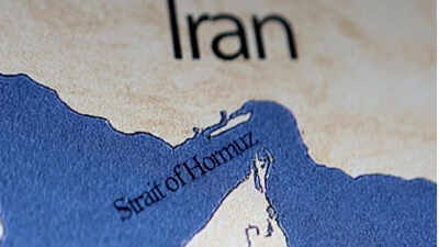 US blockade faces early test as Chinese-linked tanker exits unchallenged