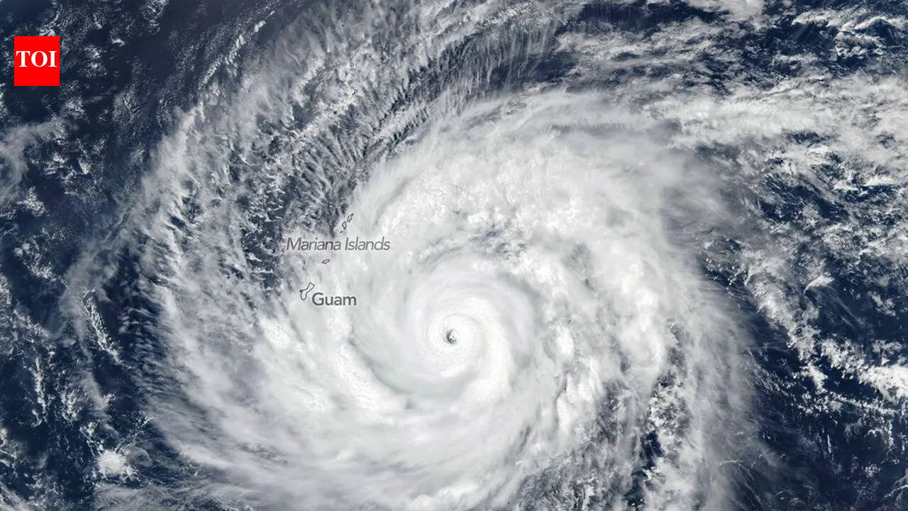 Super Typhoon Sinlaku: US Northern Mariana Islands’ and Guam’s rapidly intensifying storm