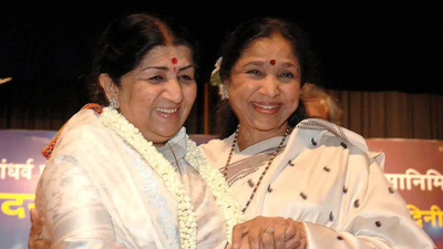 How Asha Bhosle outgrew the long, looming shadow of Lata Mangeshkar