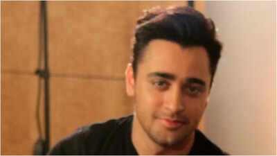 Imran Khan praises Adivi Sesh and Mrunal Thakur's ‘Dacoit’ for avoiding ‘toxic tropes’, calls cousin Zayn Marie ‘top star’