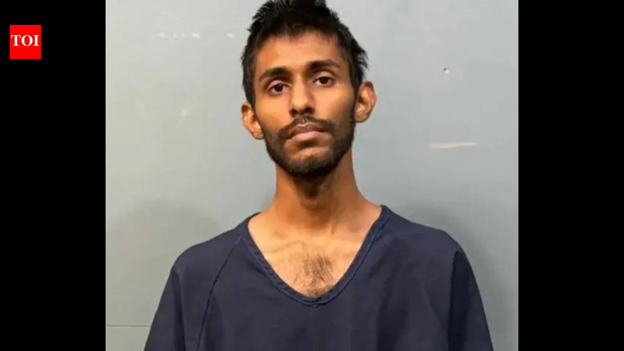 'Burger King bandit': Indian man charged over stealing $3,500 from Florida outlet after he was fired from there