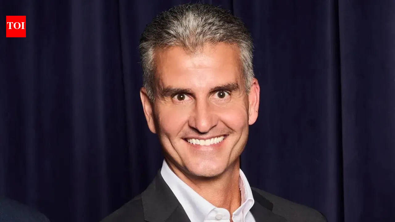 Disney to cut 1,000 jobs: CEO moves to streamline operations; marketing units unified