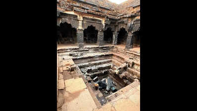 Portion of roof collapses at Krishnabai Temple in Old Mahabaleshwar