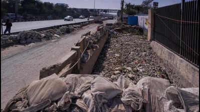 Gurgaon looks at alternative drain project as eway culvert plan hits hurdle