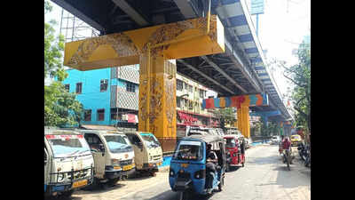 Nagerbazar gets festive make-up with colourful flyover pillars