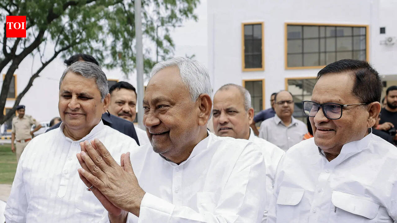 Curtain Call: Bihar's longest-serving CM Nitish resigns