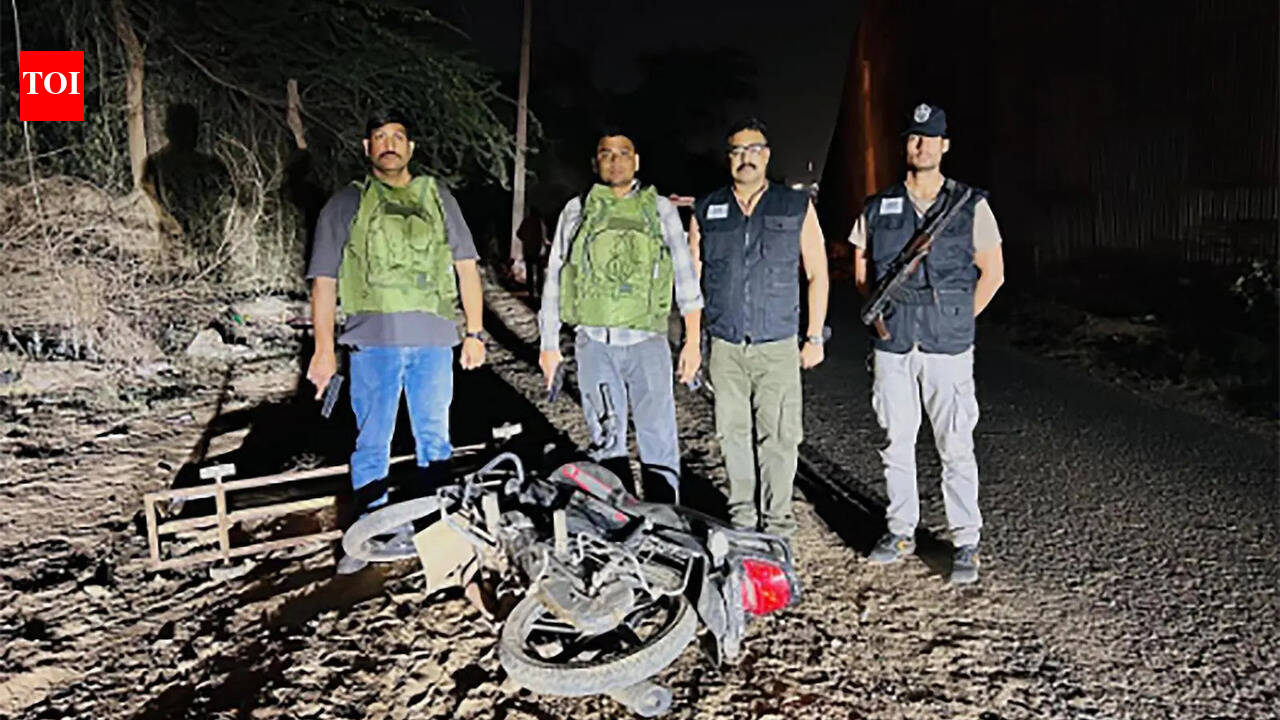 Nandal gang shooter arrested after encounter in Haryana, pistol seized