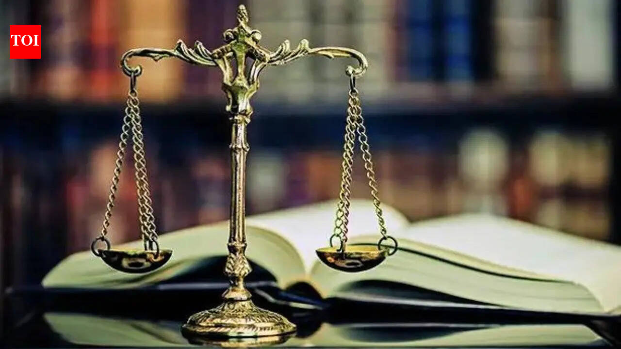 10L execution petitions pending in district courts