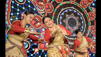 Rongali Bihu unites city’s Assamese community