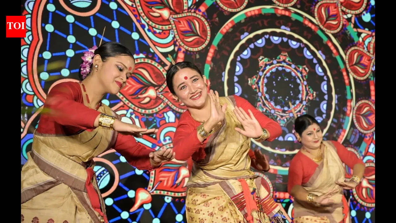 Rongali Bihu unites city’s Assamese community