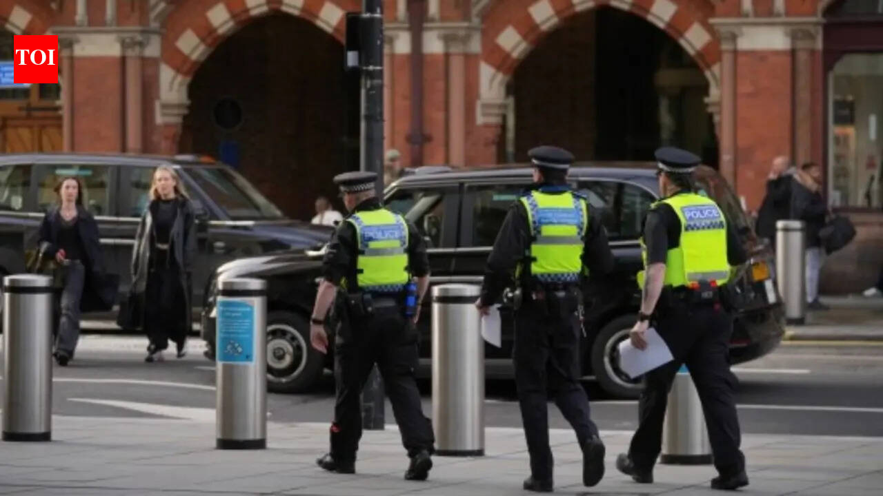 London crash tragedy: Two Met Police officers charged in death of pregnant woman, unborn child