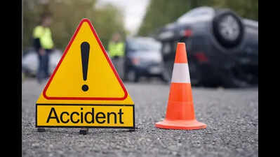 Tractor hits bike in East Singhbhum, 2 killed