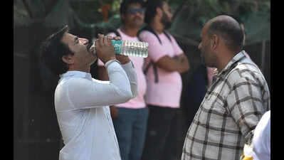 Close to 40 degrees Celsius, Delhi sees hottest day of the year, but no heatwave likely soon