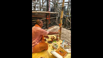 Poll busy-ness dampener on city clubs’ khuti puja