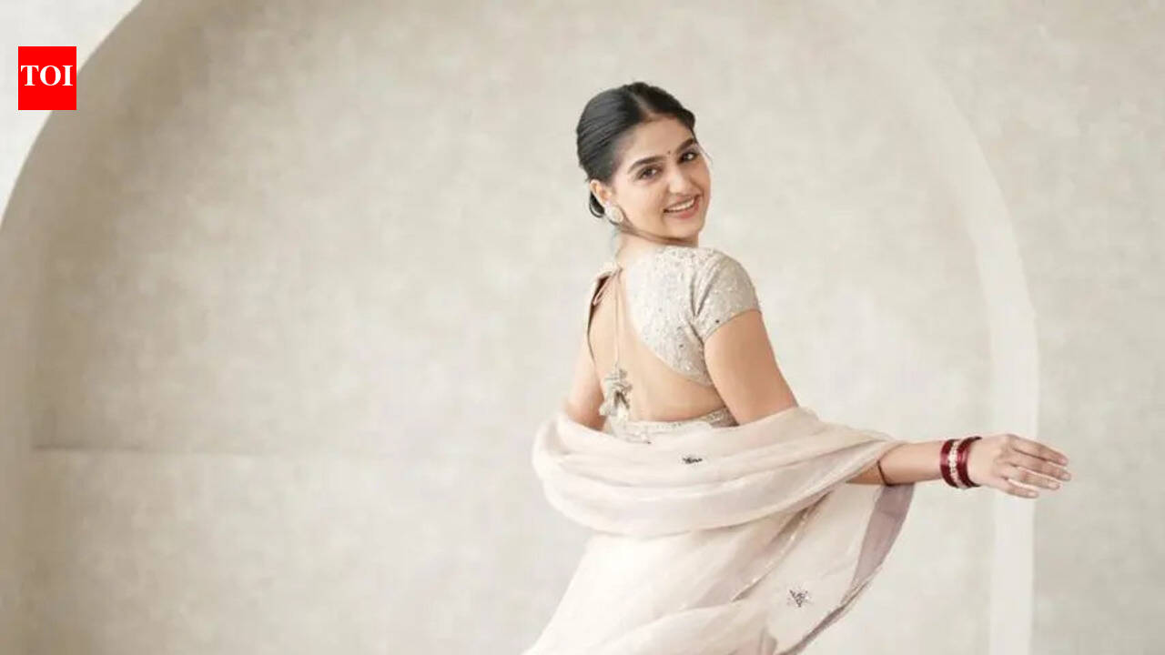 The scent of unniyappams and lamps defined Vishu for me: Anaswara Rajan