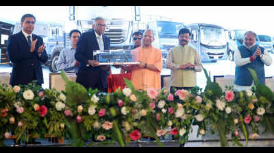 Yogi urges tata motors workers to ignore external elements