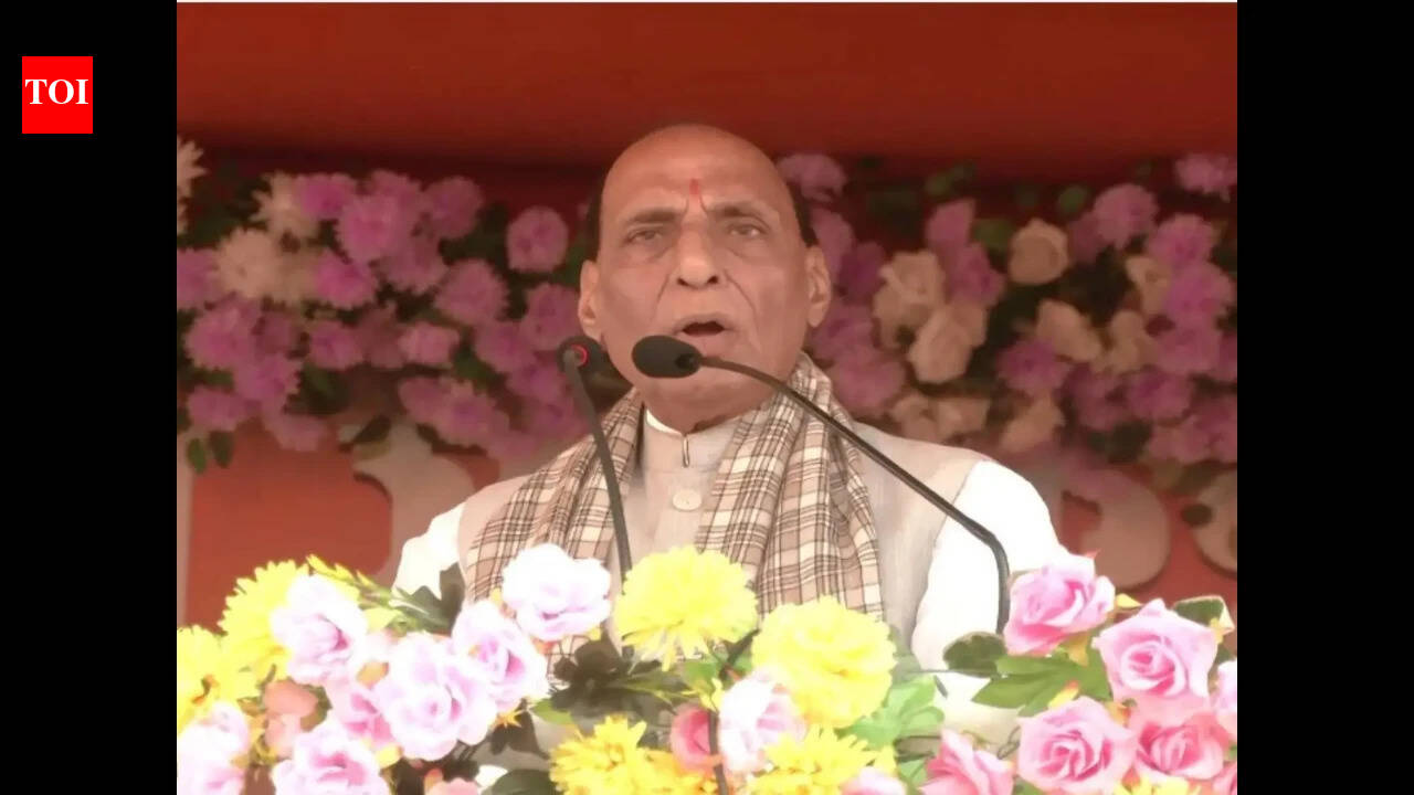 Mamata deindustrialised Bengal, encouraged corruption: Rajnath Singh