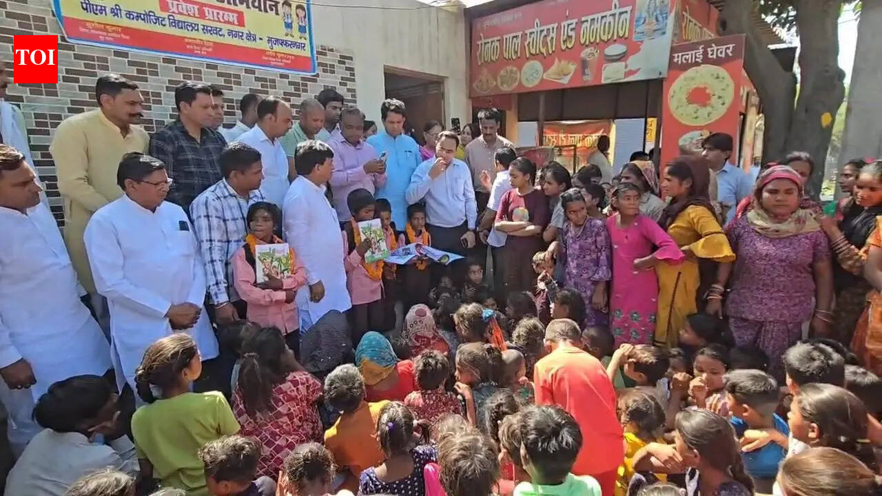 Minister sets up school in 2 days for slum kids