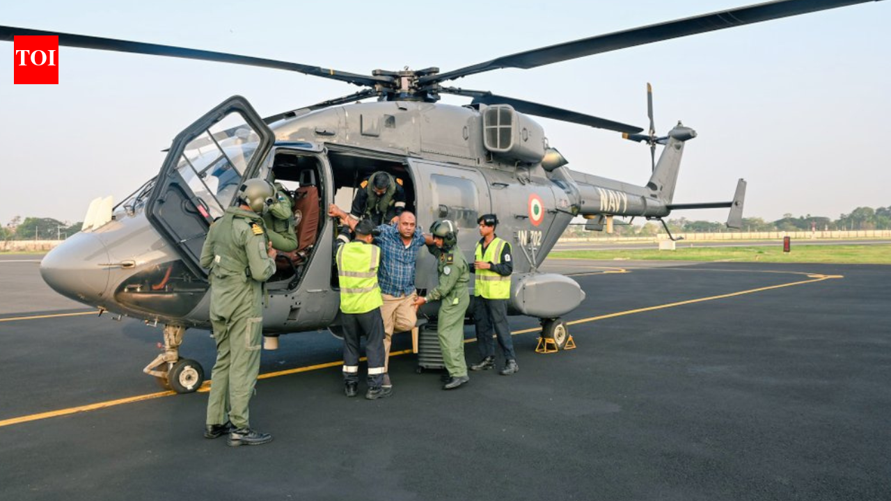 First responder: Navy executes high-stakes medevac for oil rig worker deep in Arabian Sea