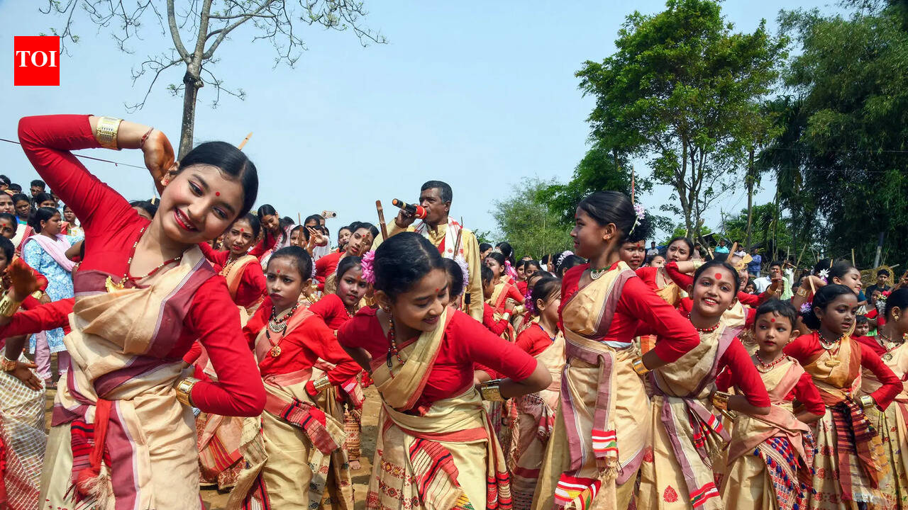 Dhubri celebrates cultural confluence on Brahmaputra