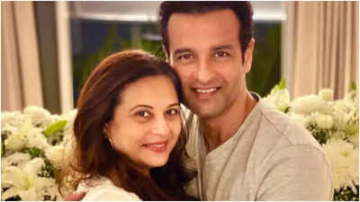 Rohit Bose Roy wishes wife Manasi Joshi: I made the right choice