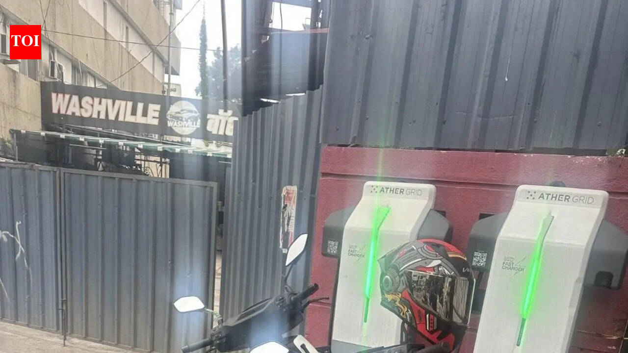 Discoms push charging network for EV expansion in city