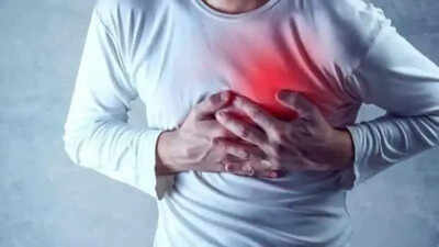 Negligence case against mall management after staff dies of heart attack