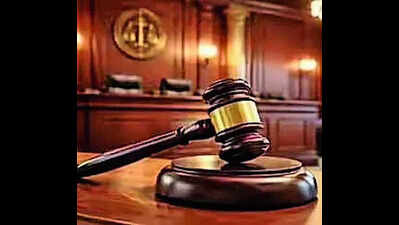 Study centre told to refund fee for providing bilingual course only in English