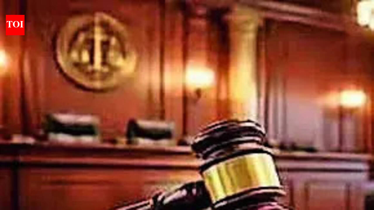 Study centre told to refund fee for providing bilingual course only in English