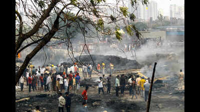 Massive fire engulfs 150 jhuggis in Ghaziabad slum cluster, leaves 1,000 homeless